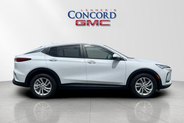 Used 2024 Buick Envista Preferred FWD image 3