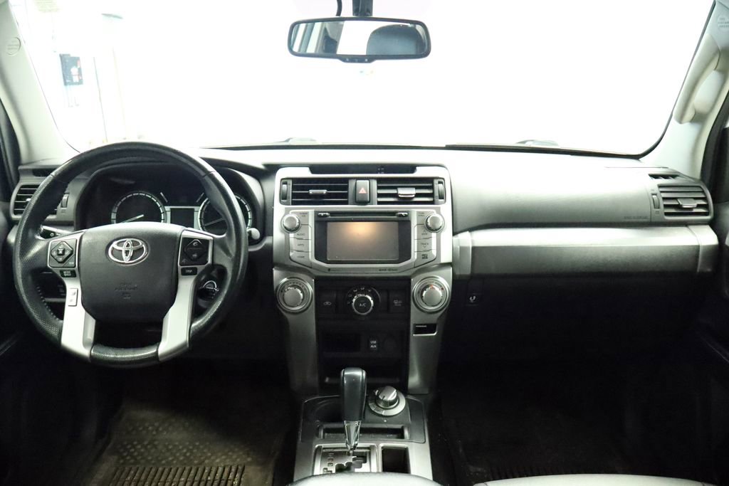 Used 2018 Toyota 4Runner SR5 Premium image 23