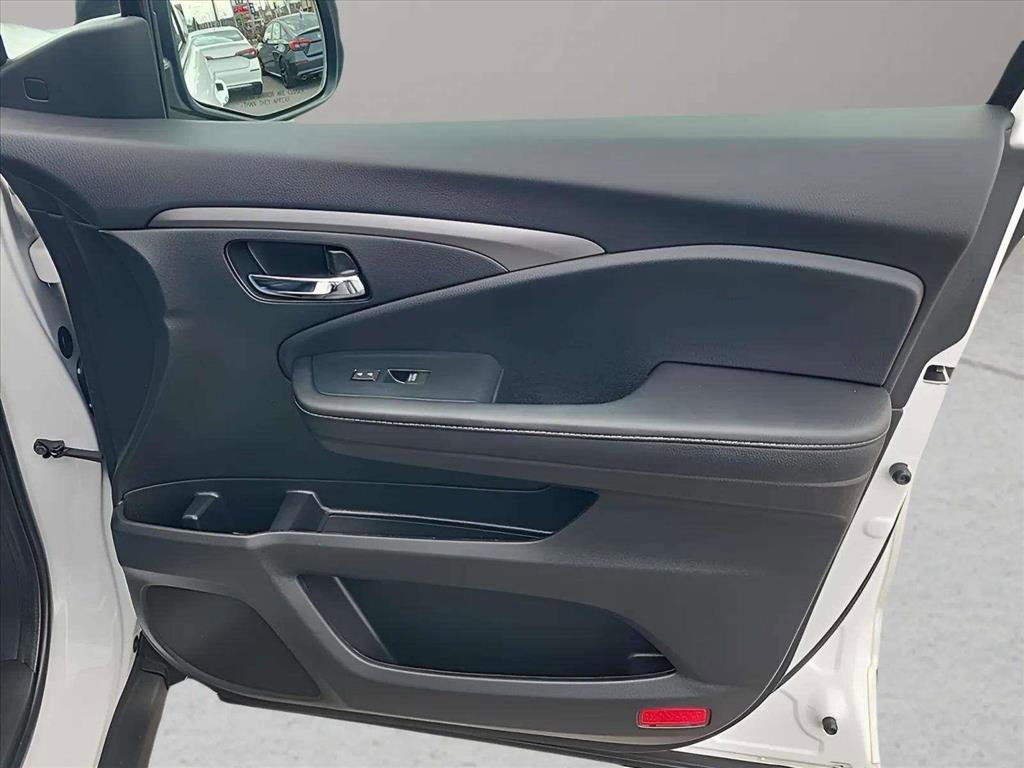Used 2023 Honda Ridgeline RTL image 33