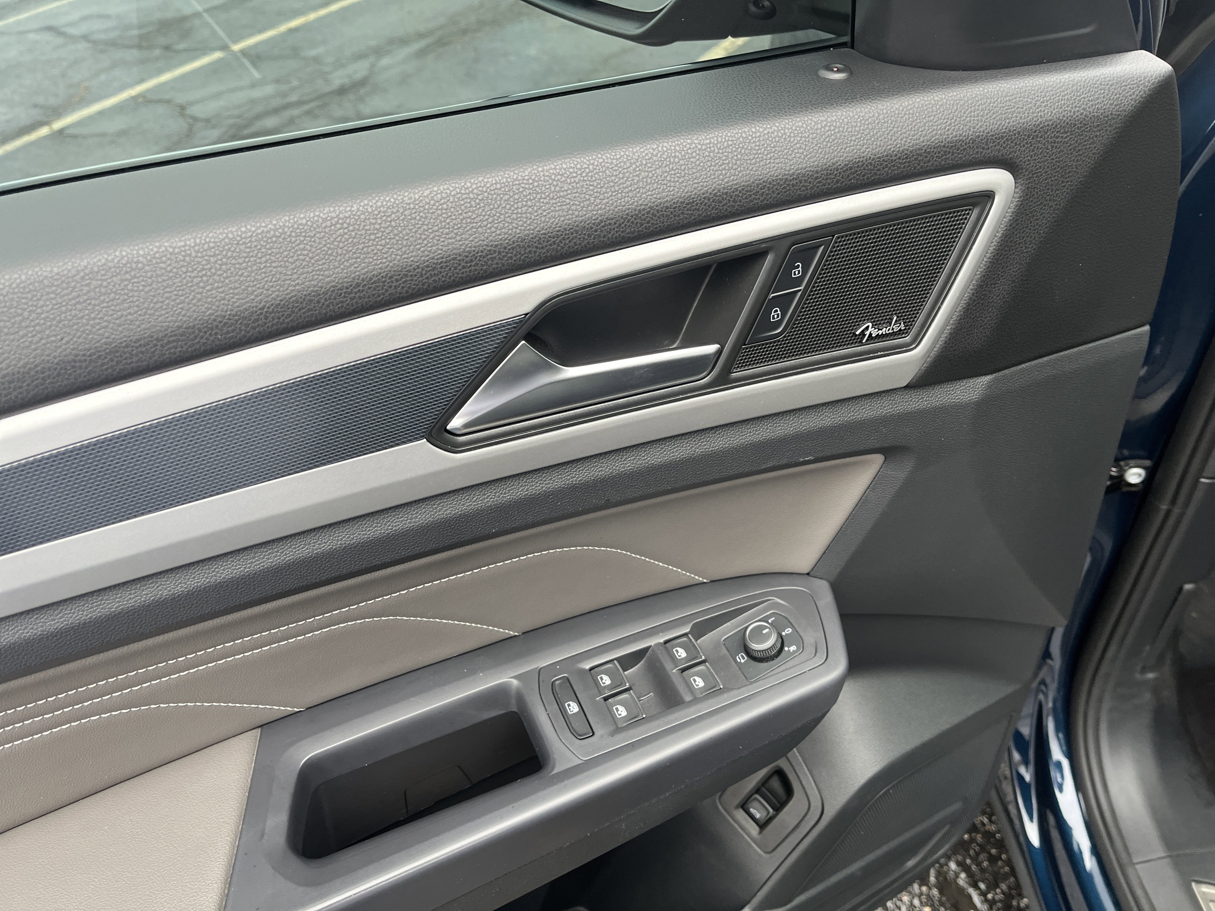 Used 2021 Volkswagen Atlas SEL Premium image 12