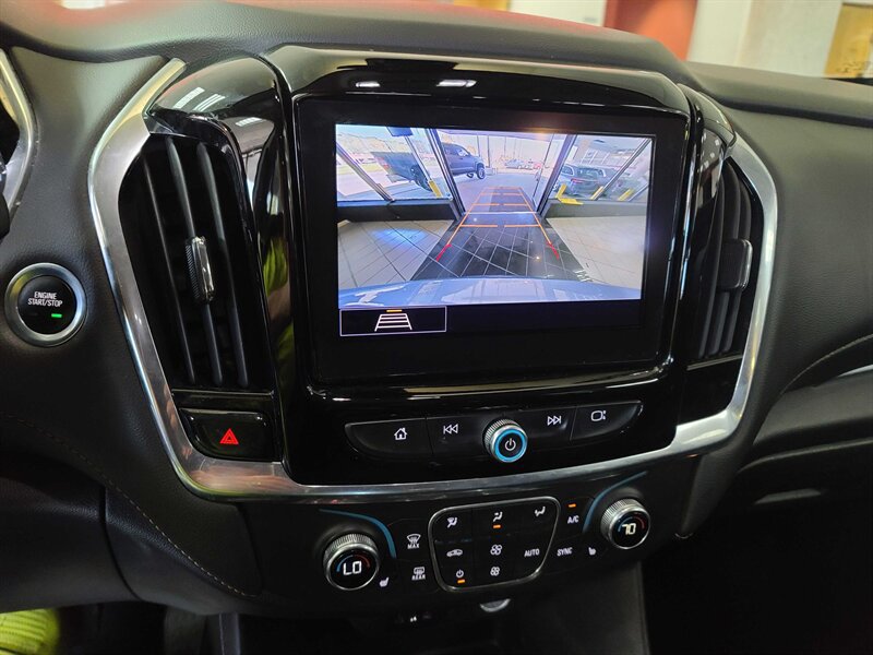 Used 2020 Chevrolet Traverse LT FWD image 27