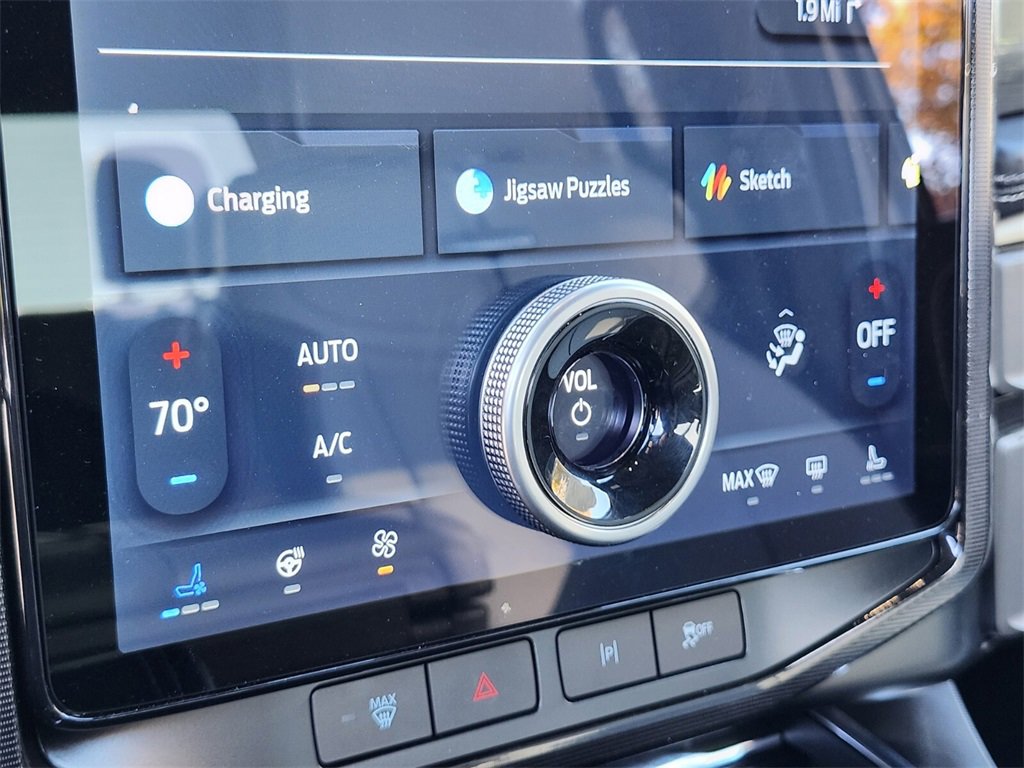 Used 2023 Ford F150 Lightning Platinum image 23