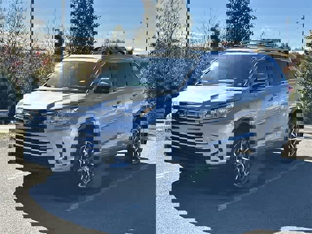 Used 2018 Toyota Highlander XLE