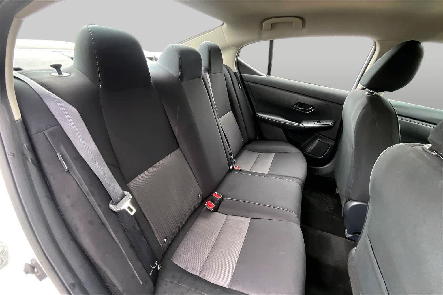 Certified 2024 Nissan Sentra SV FWD image 20