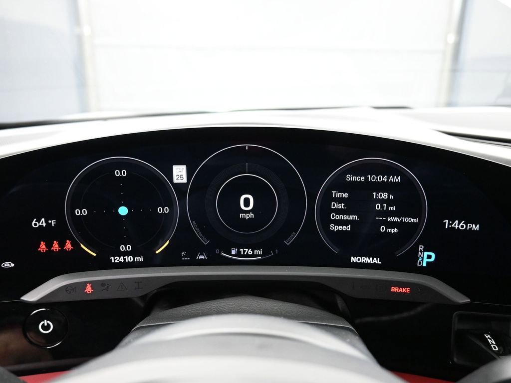 Certified 2024 Porsche Taycan image 19