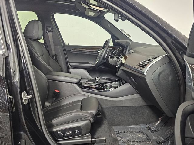 Used 2024 BMW X3 xDrive30i image 11