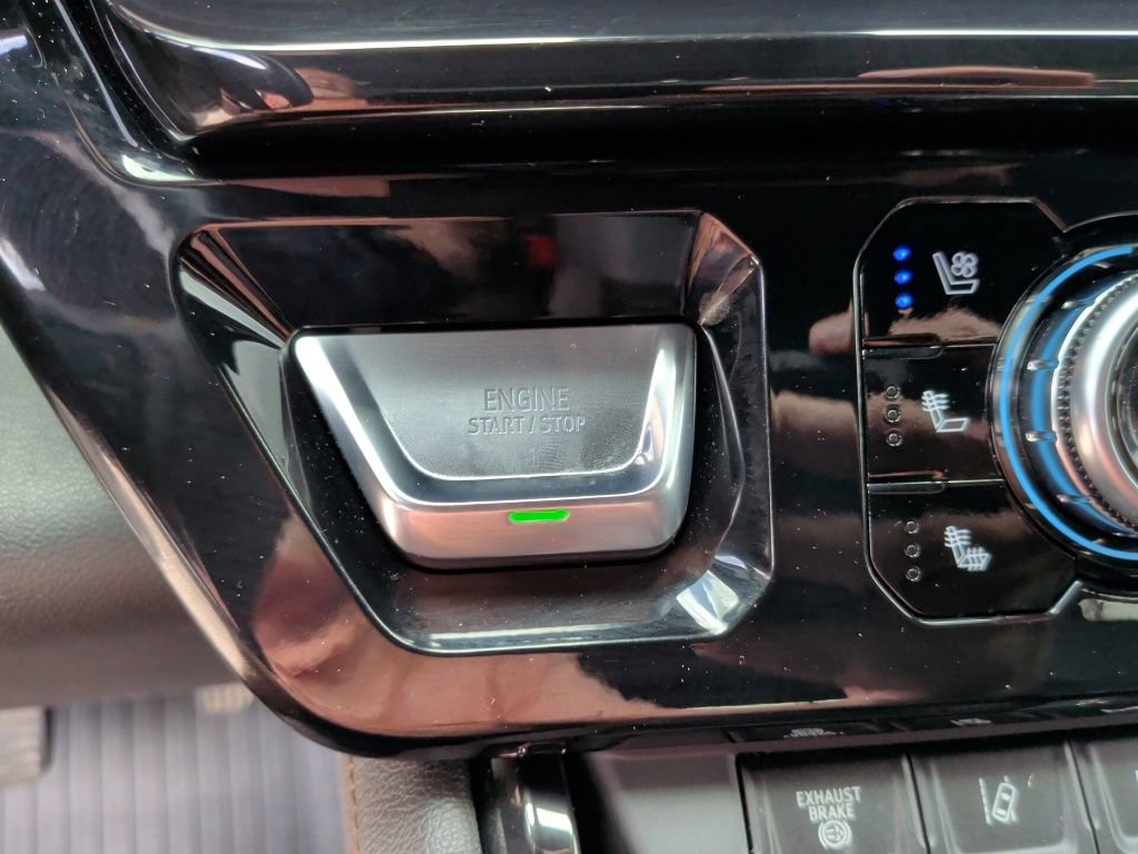 Used 2024 GMC Sierra 2500 AT4 w/ AT4 Premium Plus Package AWD/4WD image 26