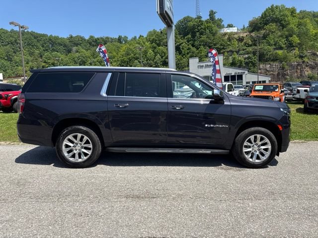 Used 2022 Chevrolet Suburban Premier AWD/4WD image 2