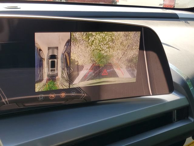 New 2027 Cadillac Vistiq Luxury AWD/4WD image 9