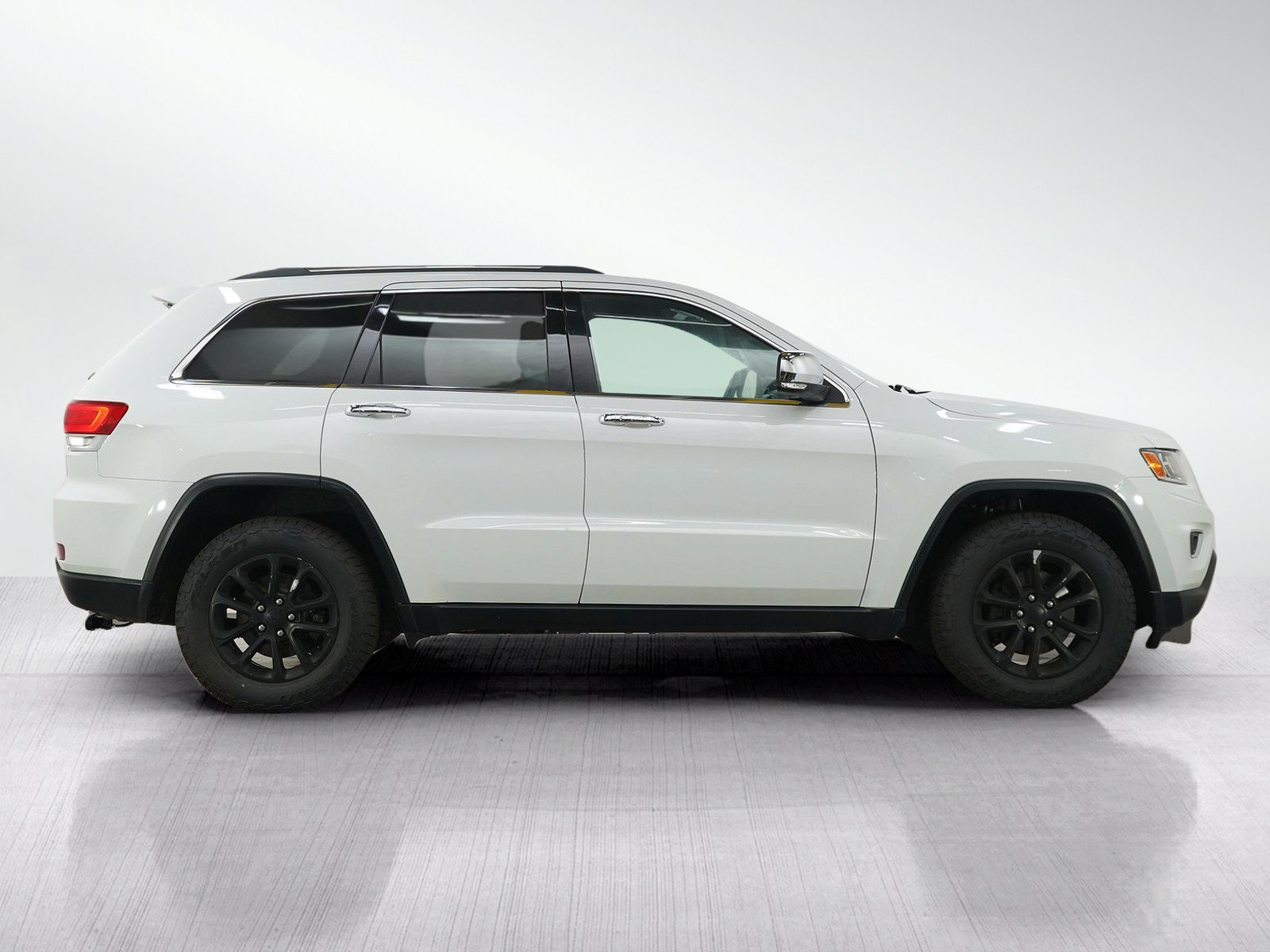 Used 2014 Jeep Grand Cherokee Limited AWD/4WD image 8