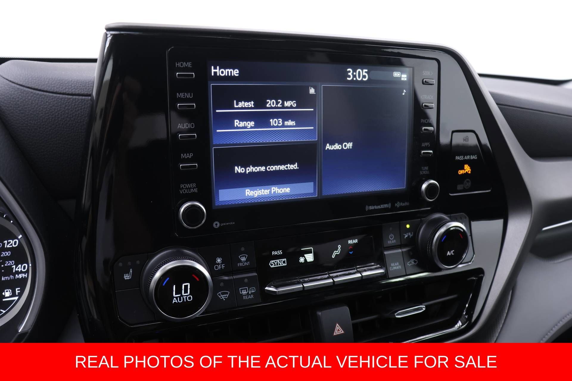 Used 2022 Toyota Highlander XLE image 7