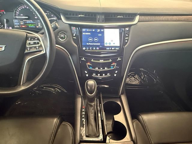 Used 2019 Cadillac XTS Luxury image 3