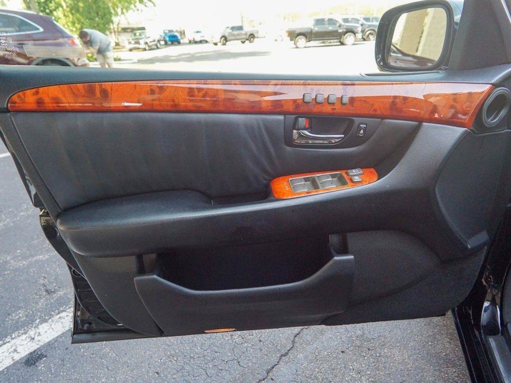 Used 2006 Lexus LS 430 w/ Modern Luxury Pkg RWD image 15