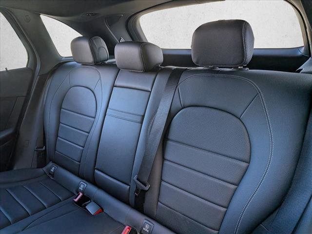 Used 2022 Mercedes-Benz GLC 300 4MATIC image 16