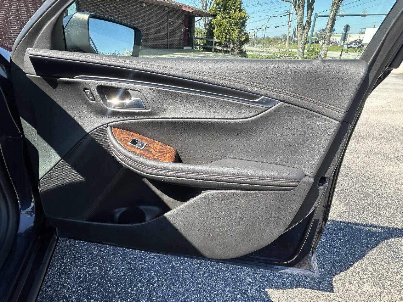 Used 2014 Chevrolet Impala LT image 13