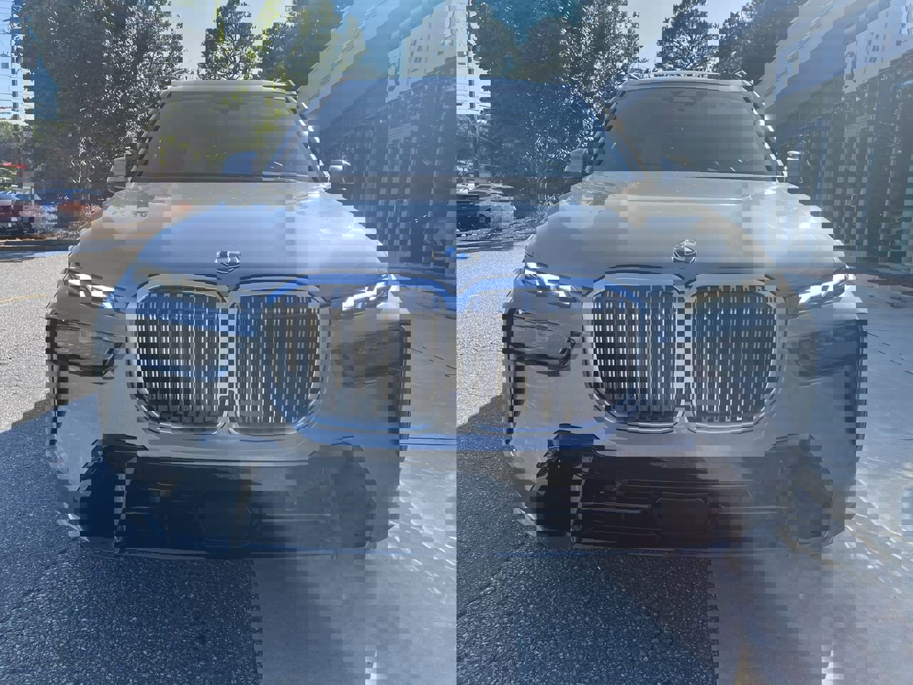 New 2026 BMW X7 xDrive40i w/ M Sport Package image 10