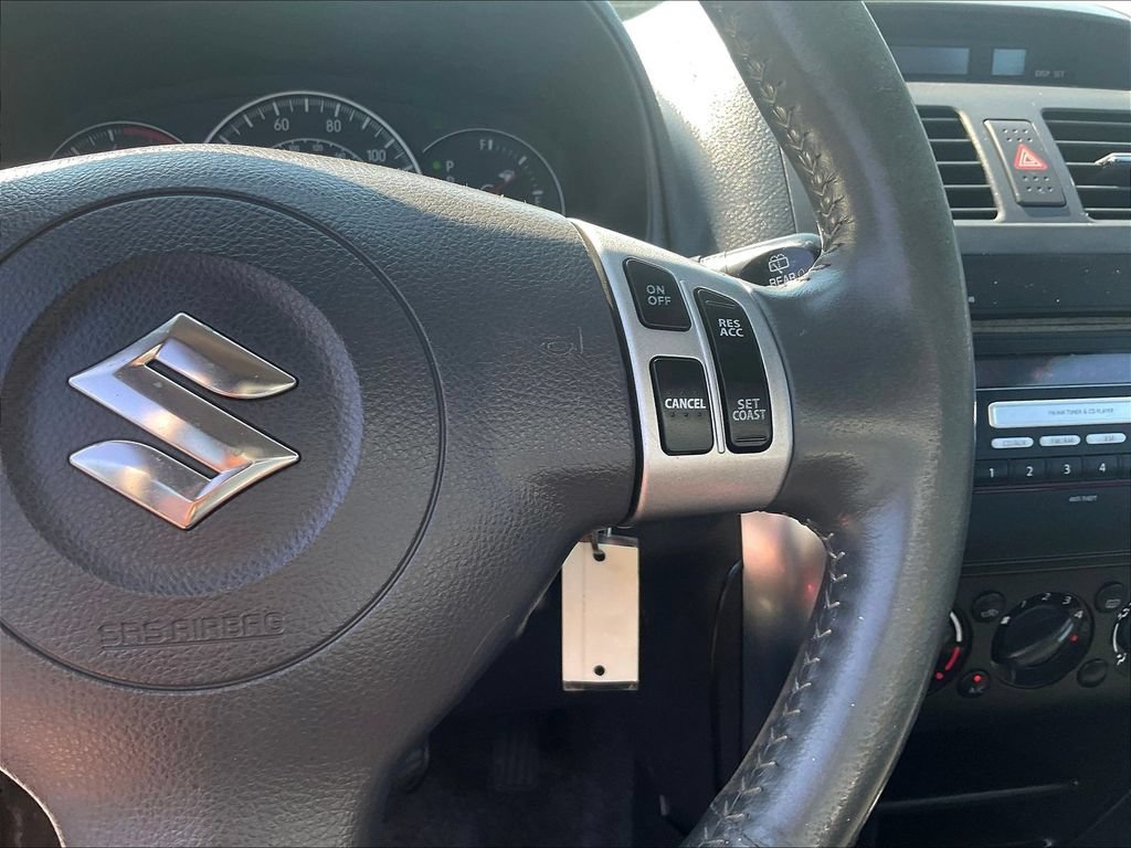 Used 2009 Suzuki SX4 AWD Hatchback image 11