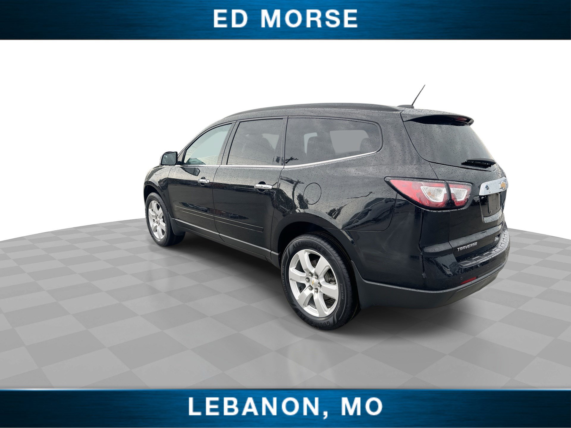 Used 2017 Chevrolet Traverse LT w/ Style and Technology Package FWD image 6