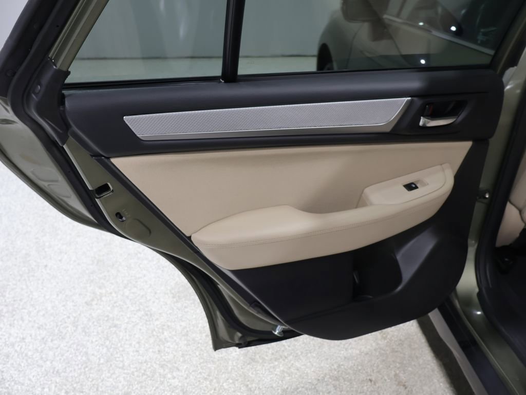 Used 2018 Subaru Outback 2.5i Premium image 18