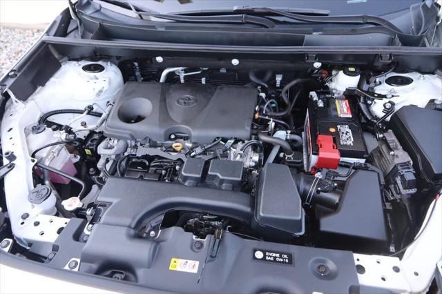Certified 2024 Toyota RAV4 LE AWD/4WD image 25