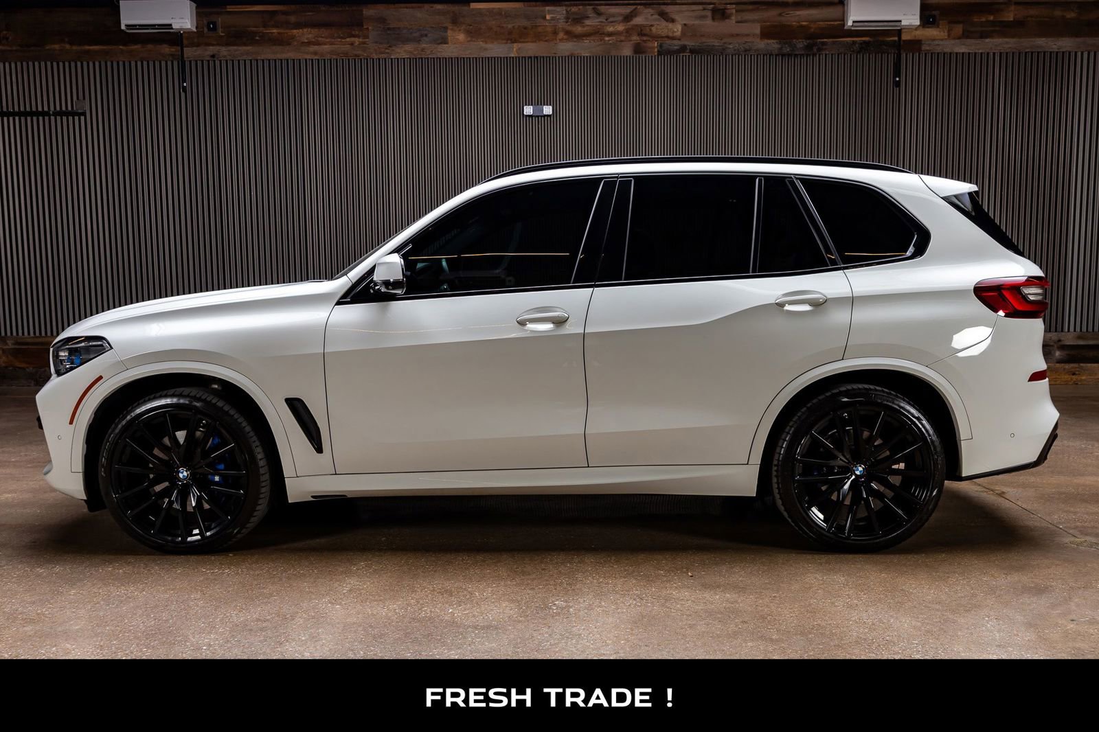 Used 2022 BMW X5 xDrive40i w/ M Sport Package AWD/4WD image 5