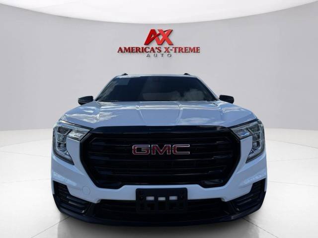Used 2023 GMC Terrain SLE w/ Driver Convenience Package FWD image 9