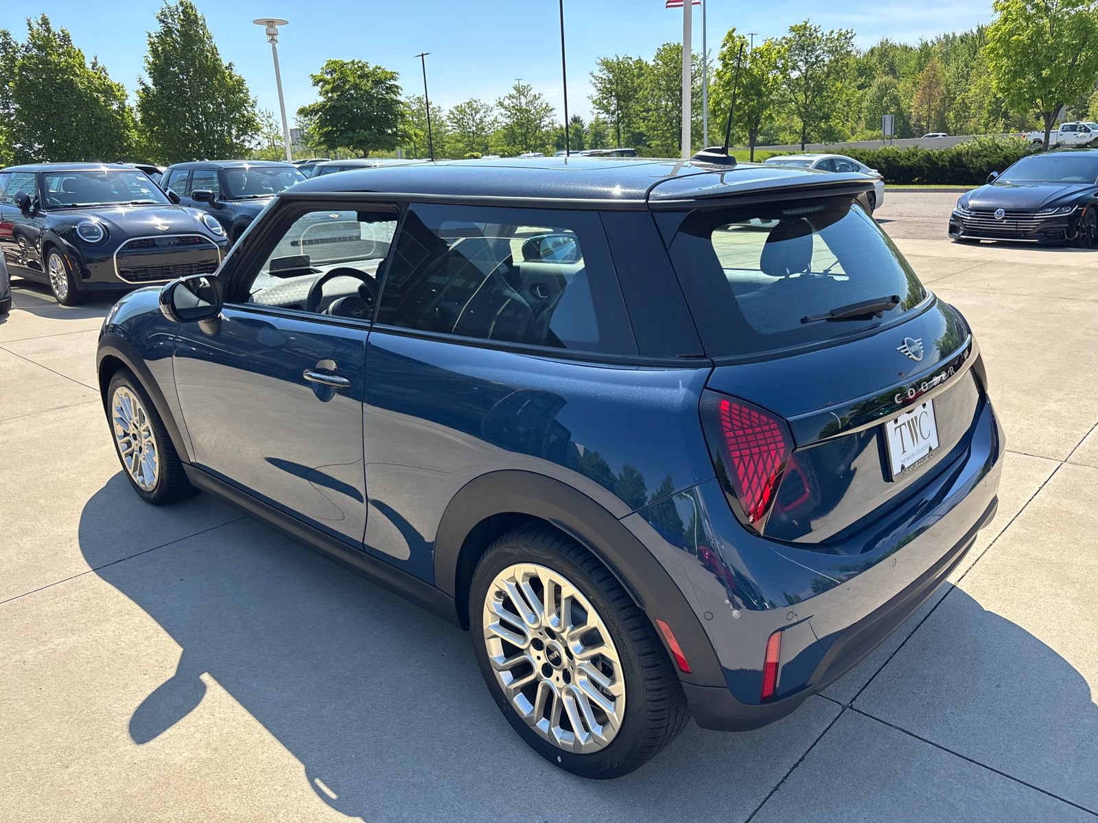 New 2026 MINI Cooper S FWD image 7