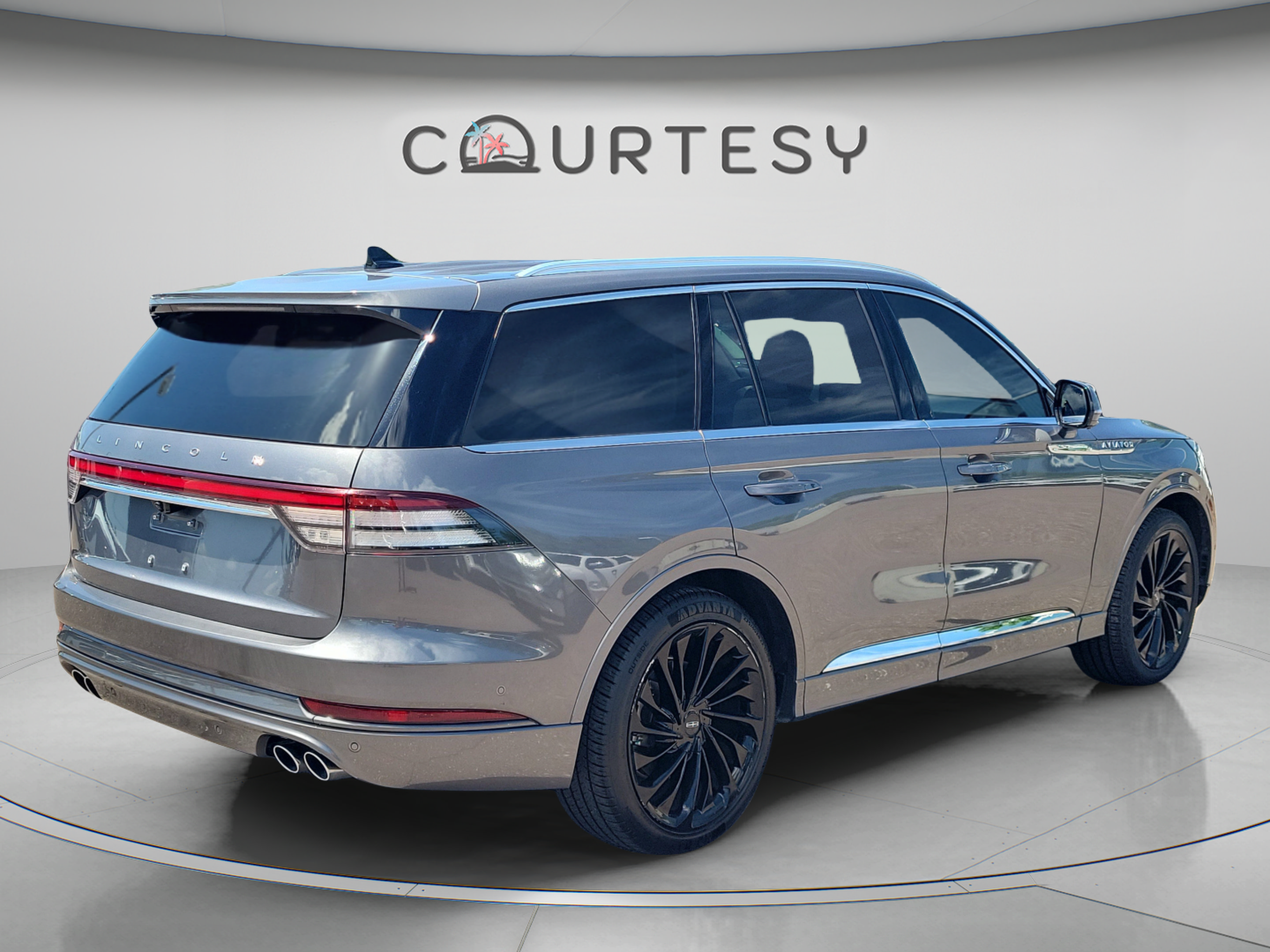 Used 2022 Lincoln Aviator Reserve w/ Equipment Group 201A RWD image 5