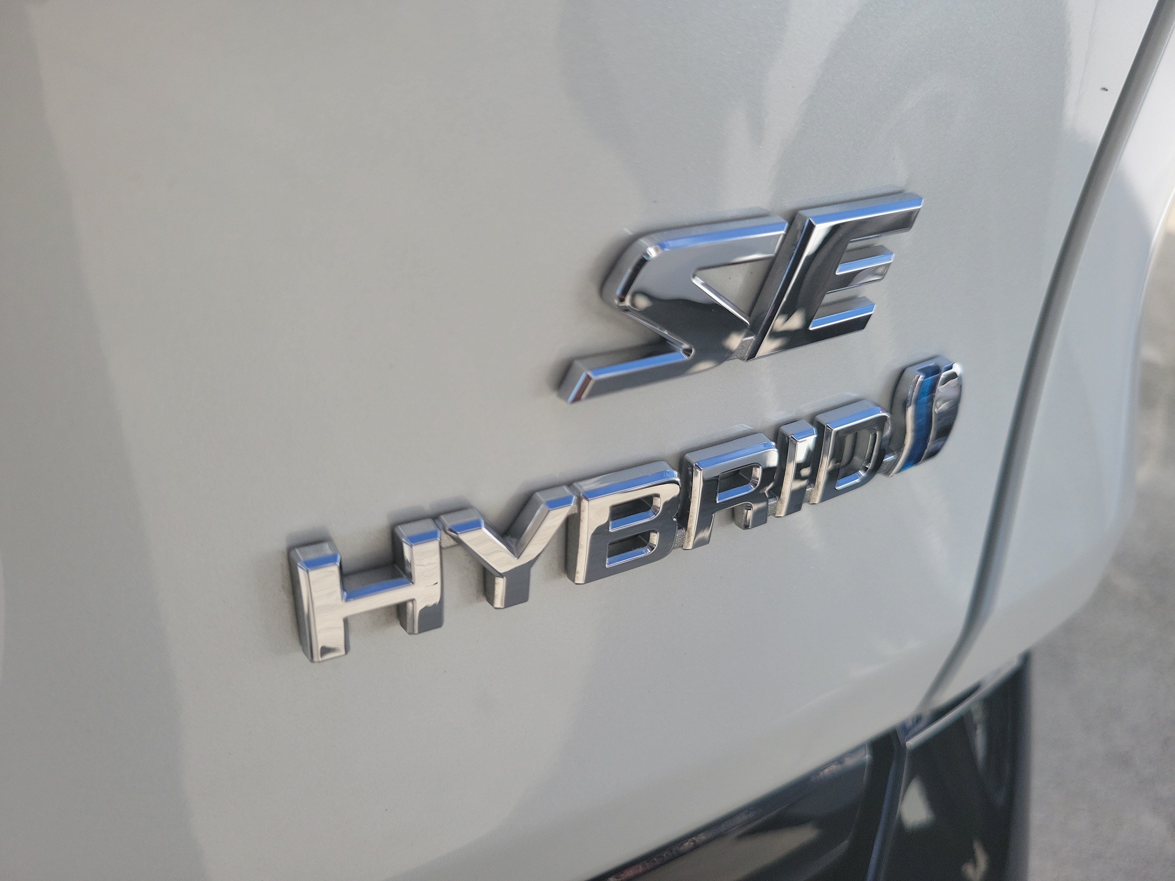 Certified 2024 Toyota RAV4 SE AWD/4WD image 9