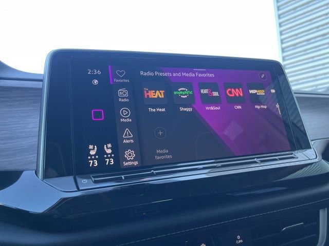 Used 2024 Volkswagen Atlas SEL Premium R-Line image 28