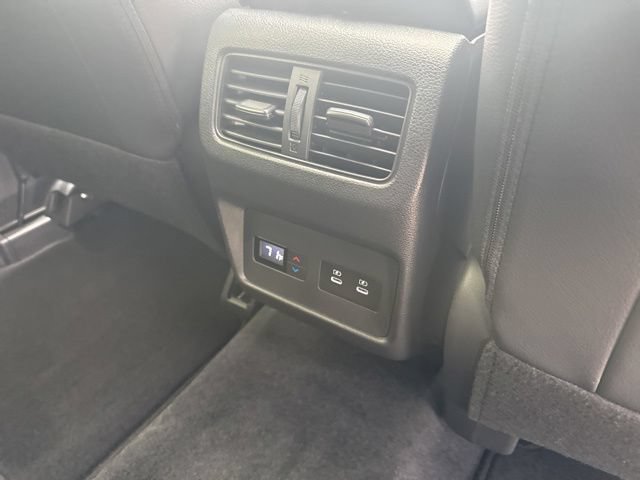 Used 2025 Nissan Rogue SL w/ Tech Package AWD/4WD image 22