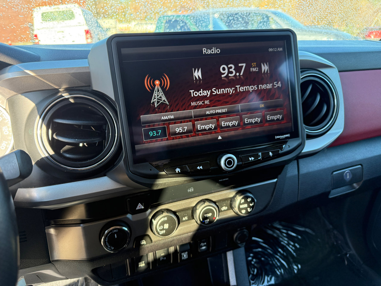 Used 2019 Toyota Tacoma SR5 image 17