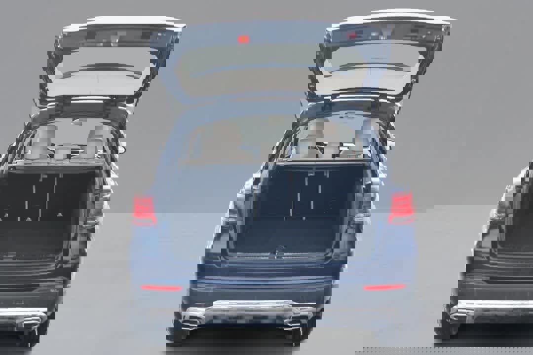 Used 2021 Mercedes-Benz GLC 300 GLC 300 image 9