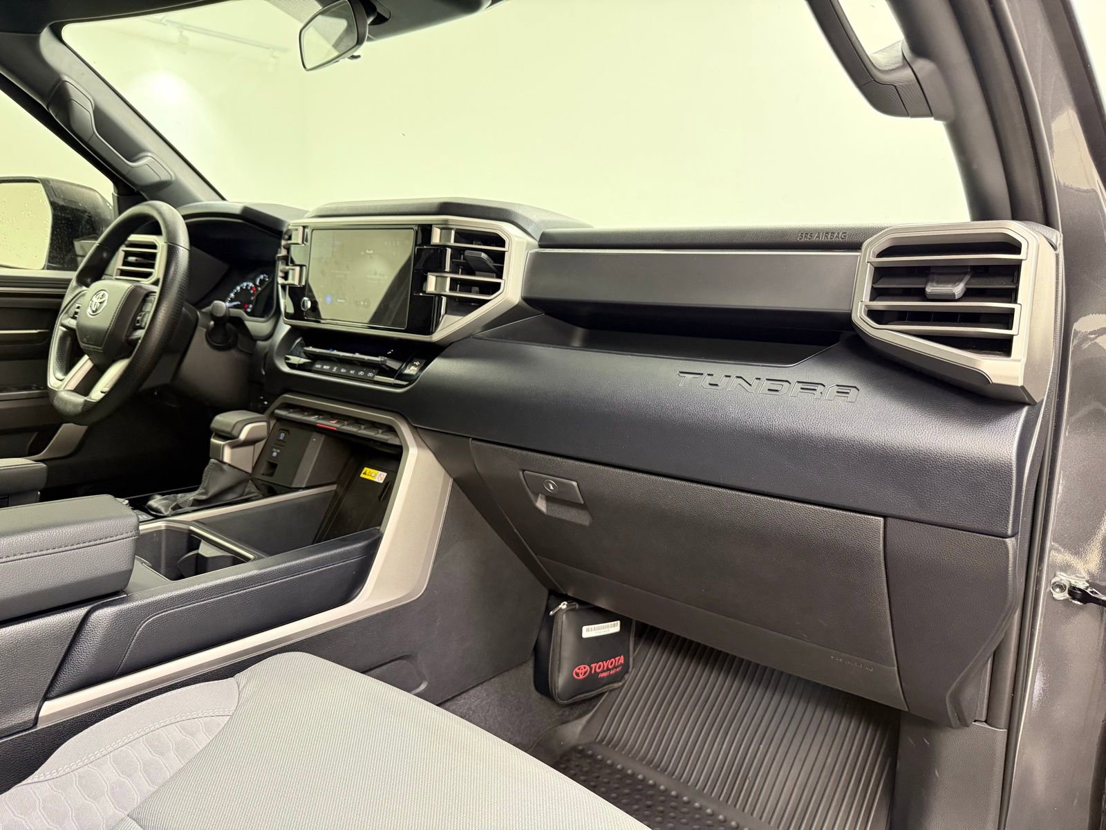 Used 2025 Toyota Tundra SR5 w/ SR5 Convenience Package image 40