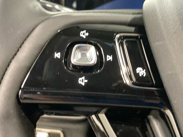 New 2025 Lincoln Corsair AWD image 19