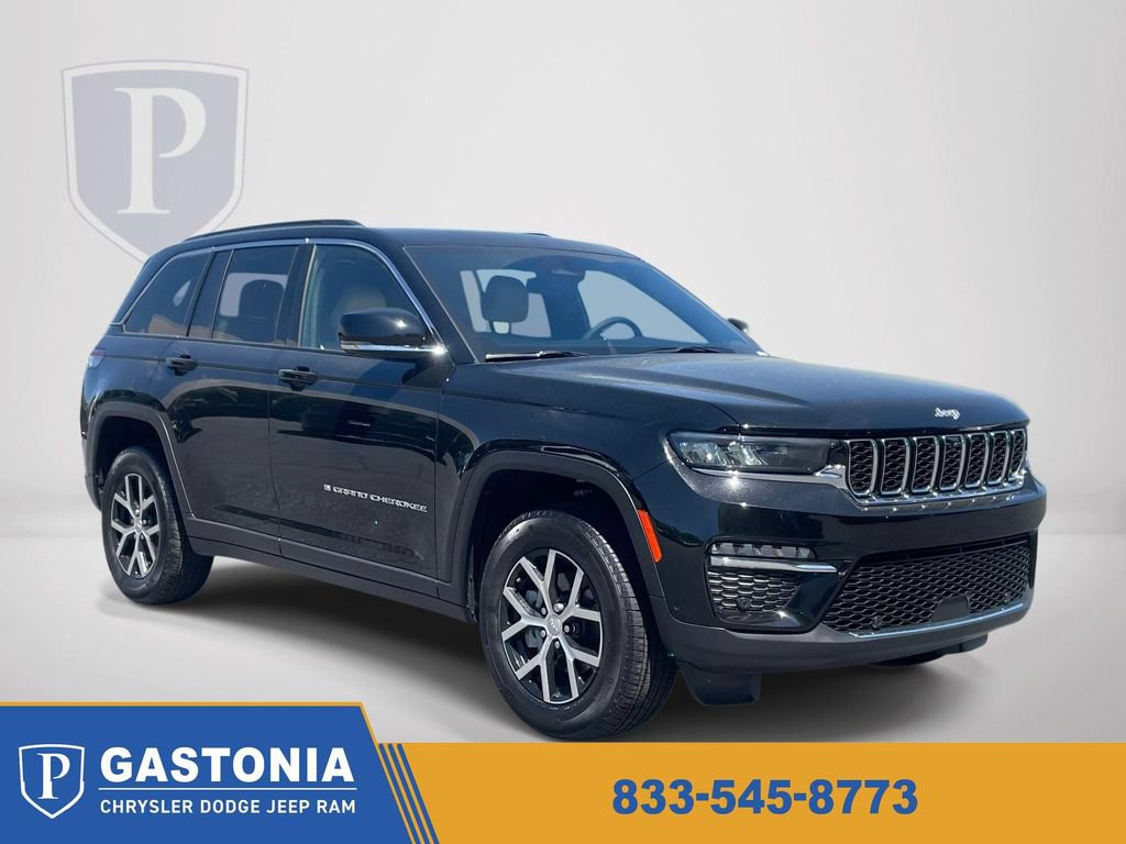 Certified 2025 Jeep Grand Cherokee Limited w/ Luxury Tech Group II AWD/4WD image 1