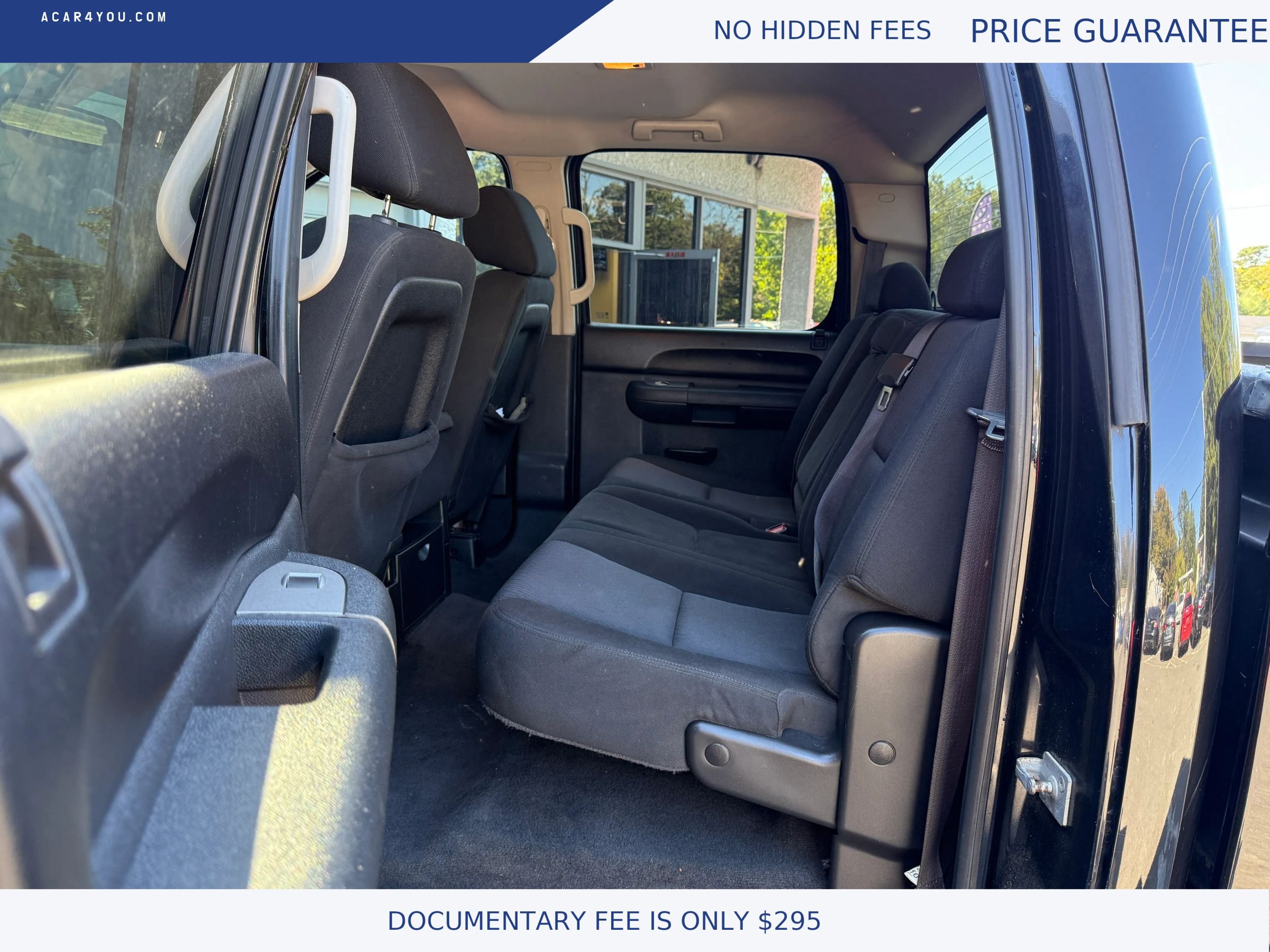 Used 2010 Chevrolet Silverado 2500 LT w/ Interior Plus Package AWD/4WD image 11