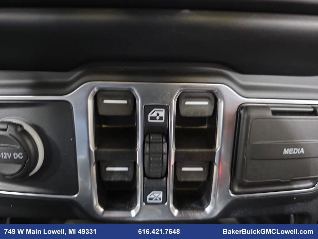 Used 2022 Jeep Wrangler Unlimited Sahara image 26