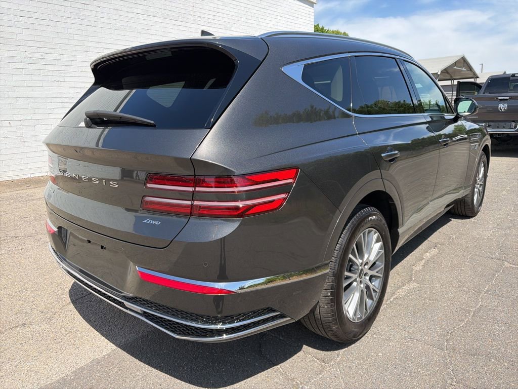 Used 2025 Genesis GV80 2.5T Standard AWD/4WD image 2