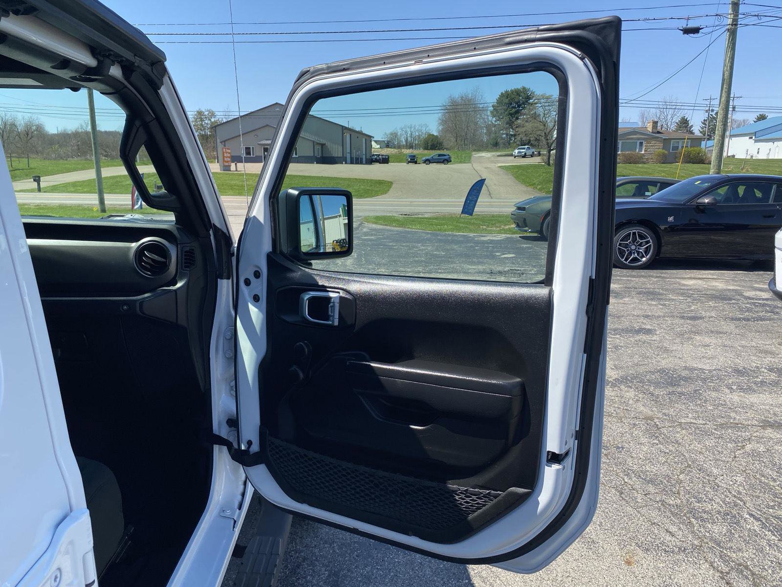 Used 2022 Jeep Gladiator Sport AWD/4WD image 24