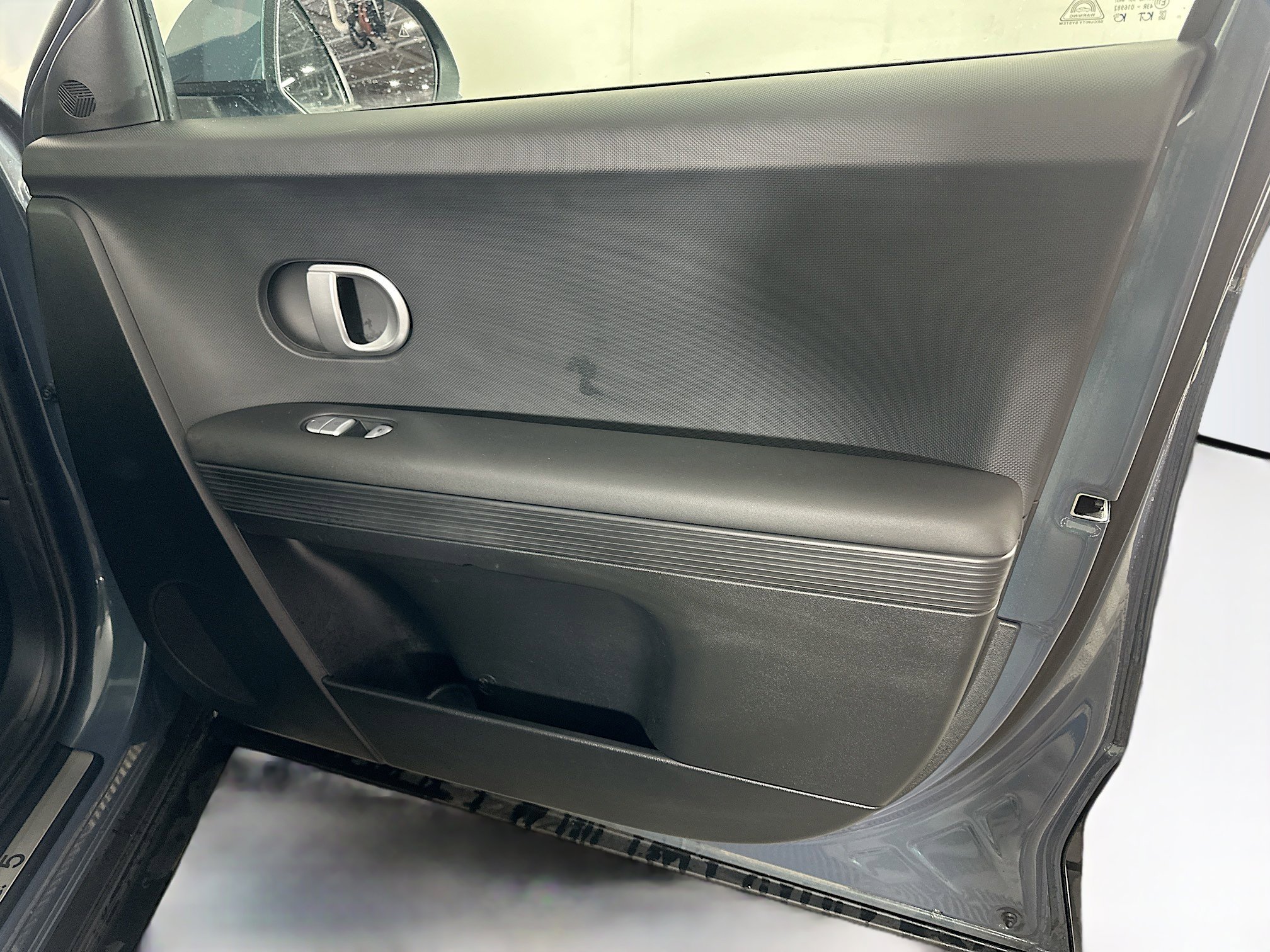 Used 2024 Hyundai Ioniq 5 SEL RWD image 32