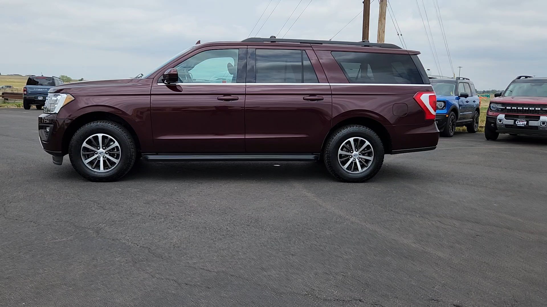 Certified 2021 Ford Expedition Max XLT AWD/4WD image 2