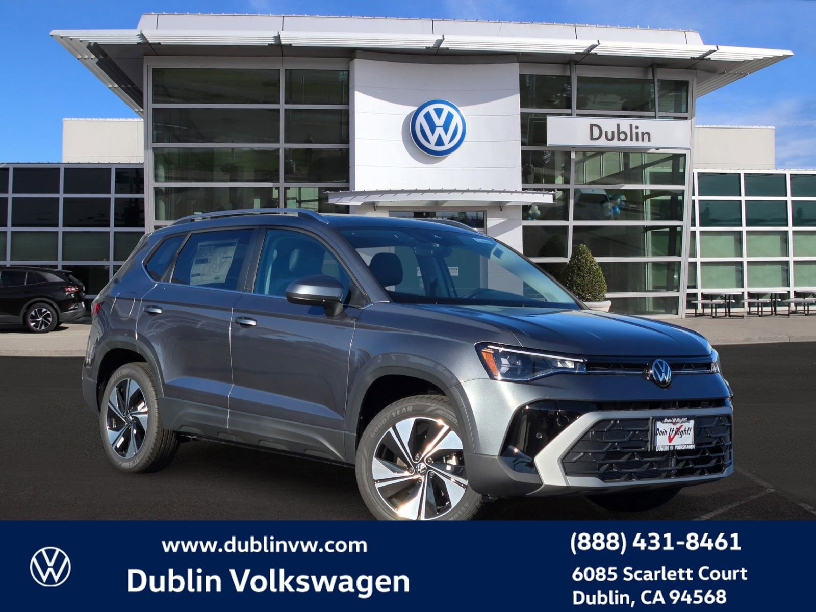 New 2025 Volkswagen Taos SE AWD/4WD image 1