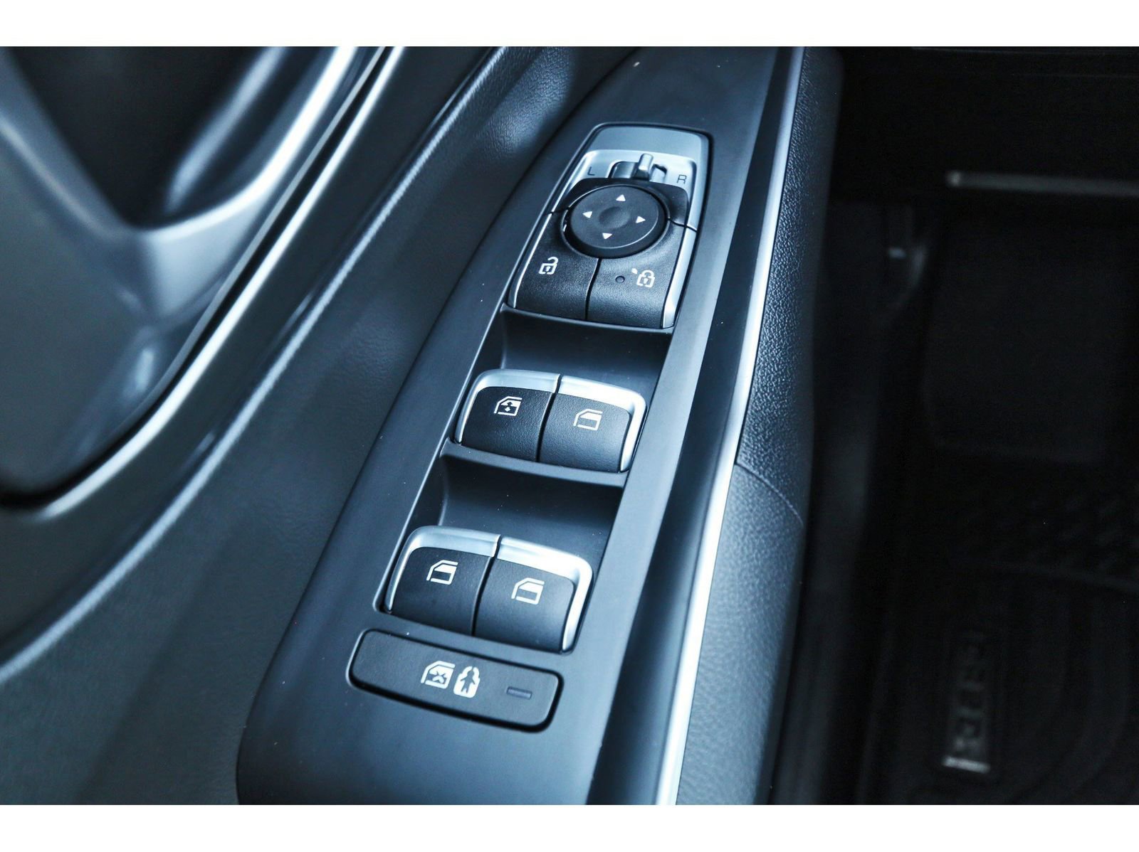 Used 2023 Kia Sorento EX image 23