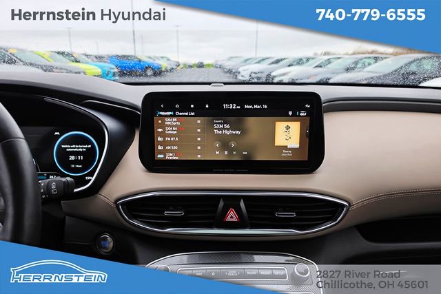 Used 2023 Hyundai Santa Fe Limited image 9