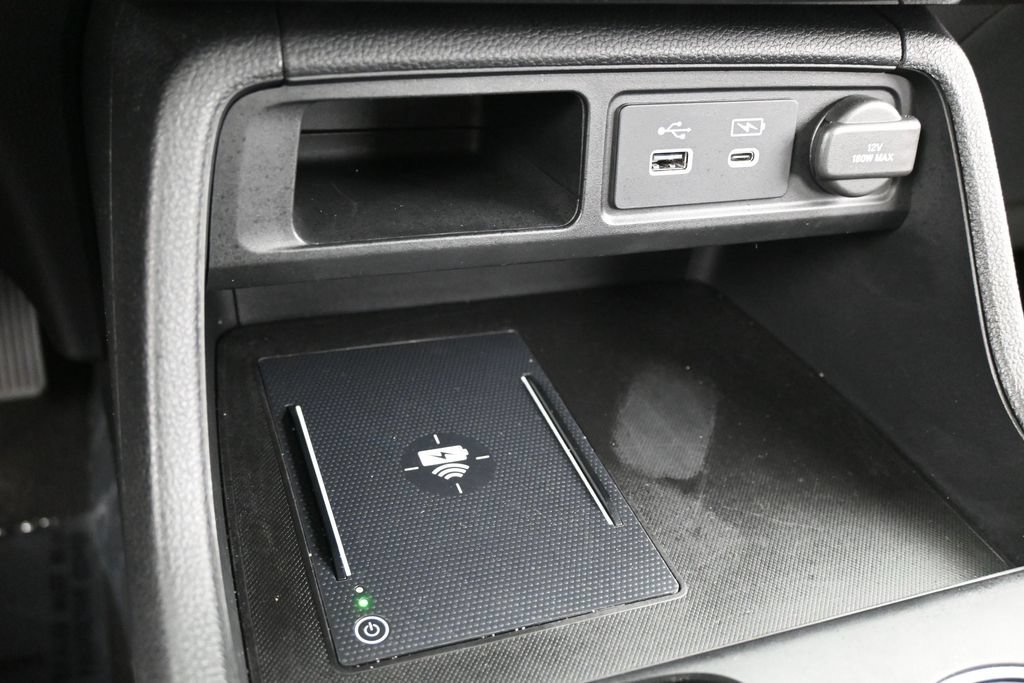 Used 2025 Honda Pilot Touring image 24
