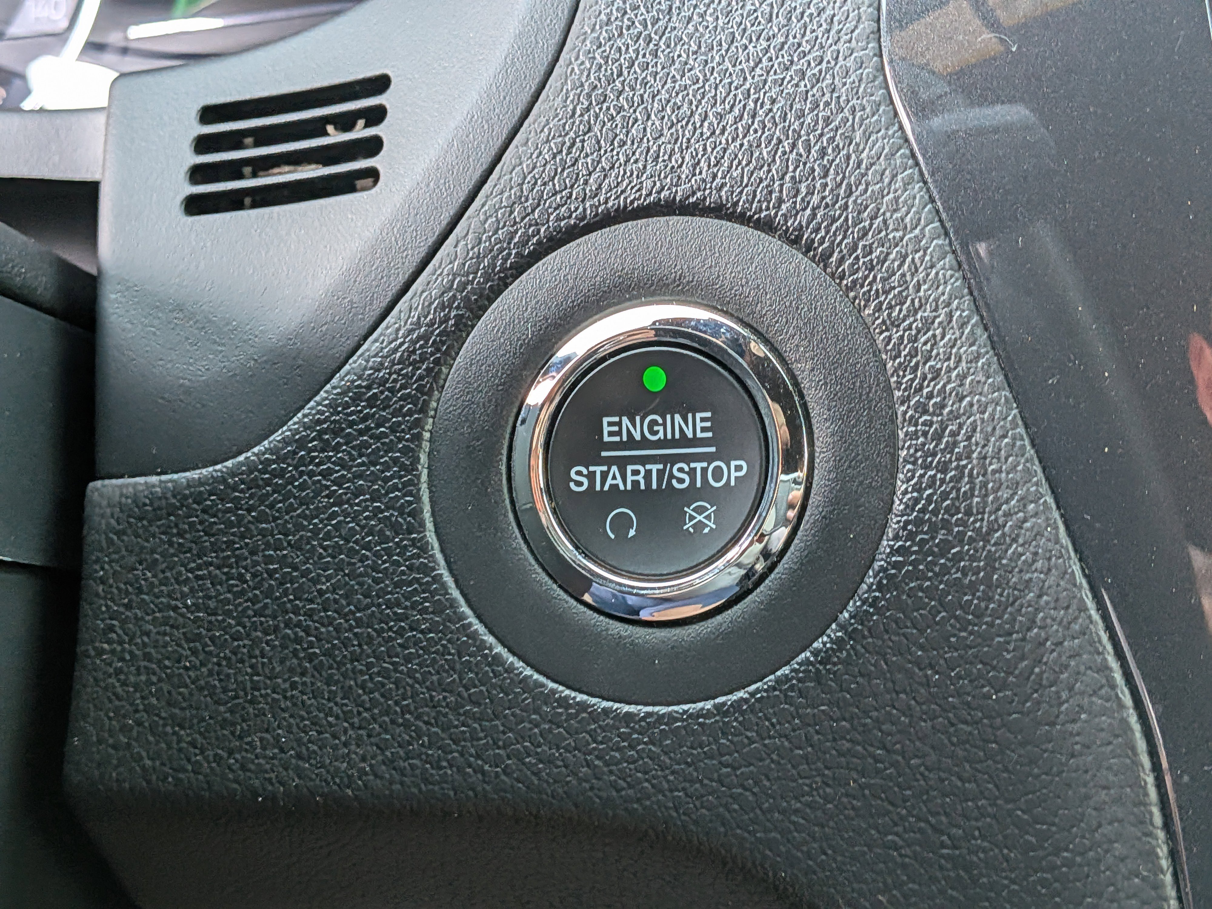 Used 2019 Ford Explorer Sport w/ Ford Safe & Smart Package image 30