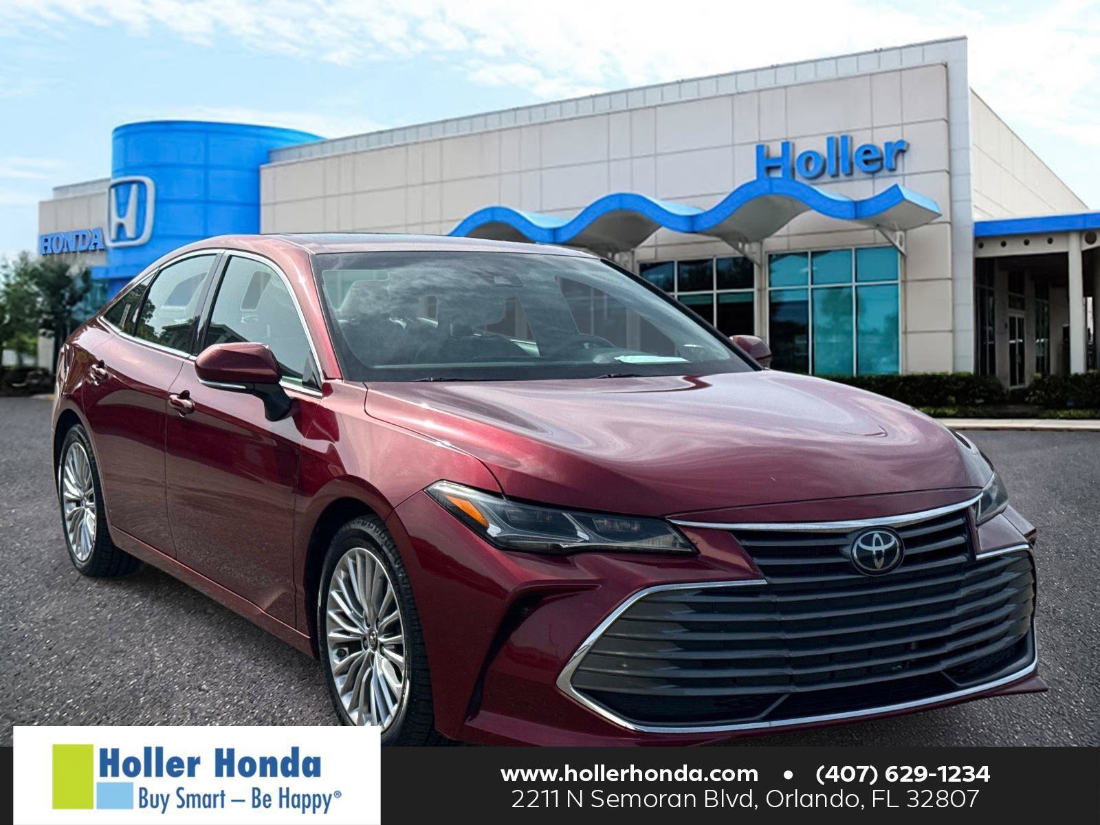 Used 2019 Toyota Avalon Limited FWD video 1
