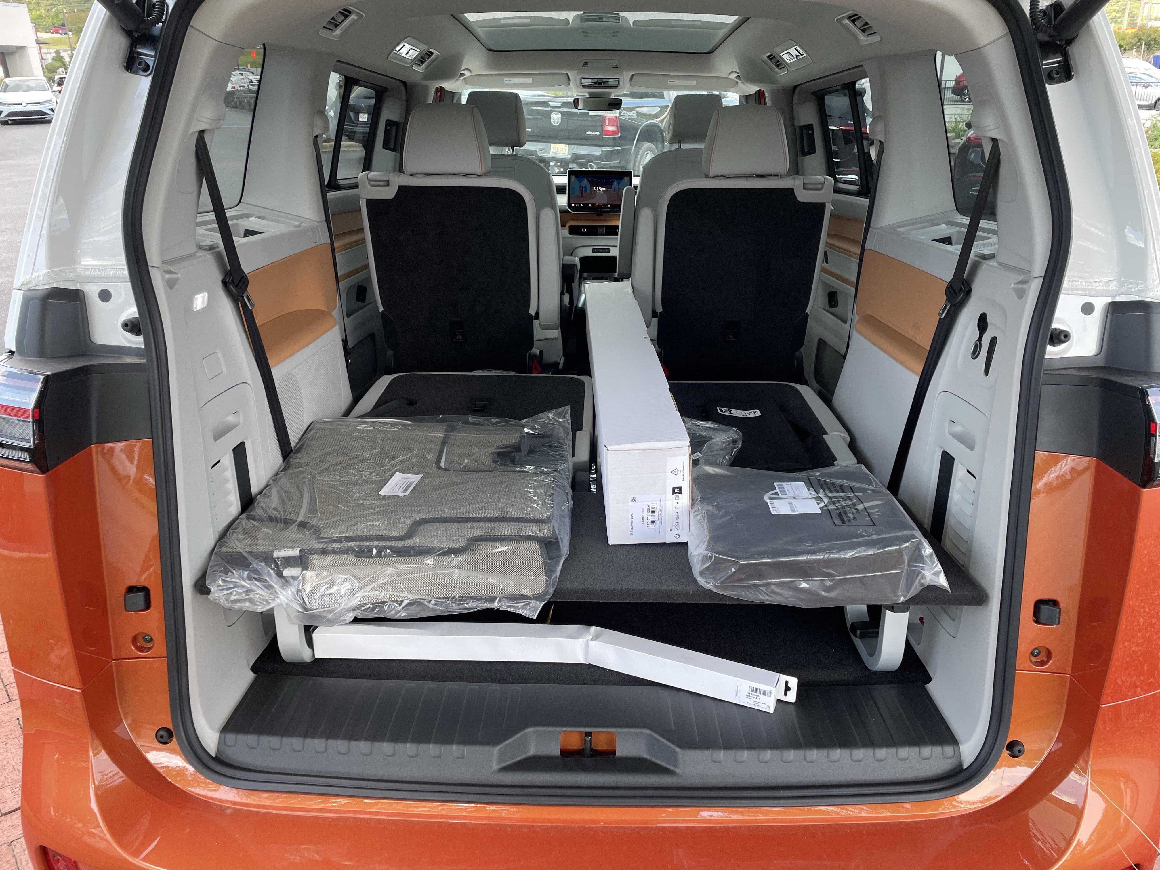 New 2025 Volkswagen ID. Buzz Pro S Plus image 9