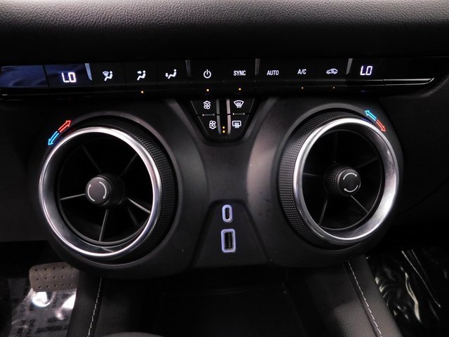 Used 2023 Chevrolet Blazer LT image 42